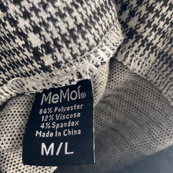 Black & White Leggings - Picture 4 of 4